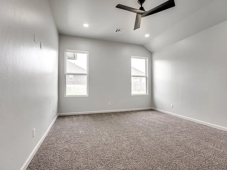 14301 Village Trl — Photo 40