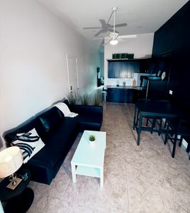 7140 La Cienega St, Las Vegas, NV, 89119