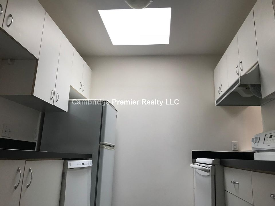 1st image of 218 Thorndike St APT 302