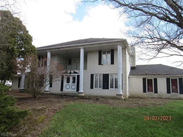 18893 Vermont St, Grafton, OH 44044