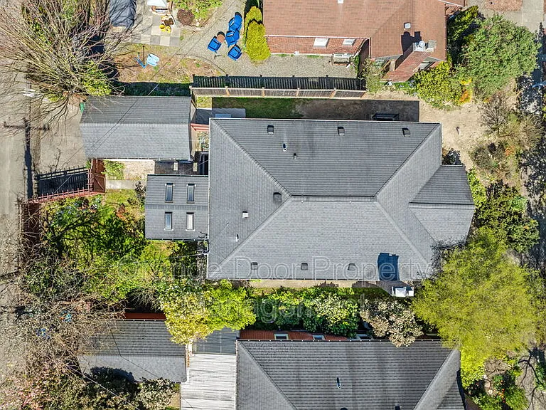 7727 Jones Ave NW — Photo 31
