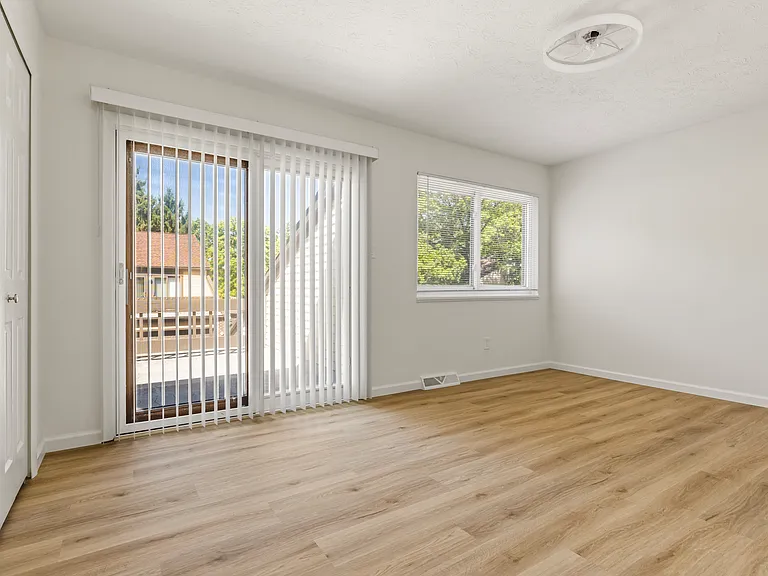 509 Forsythia Ln — Photo 11