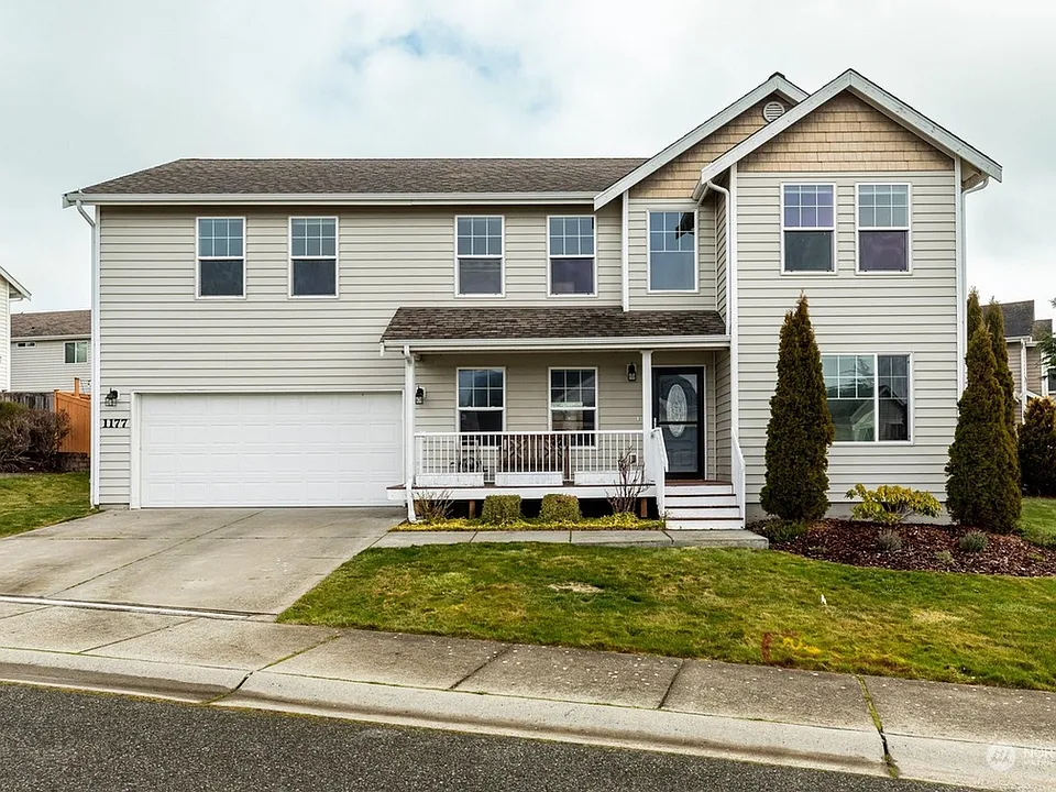 1177 NW Redwing Dr