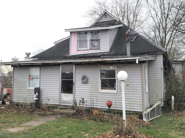 324 E Bloomingdale Rd, Montezuma, IN 47862
