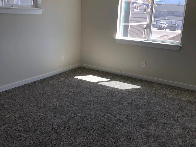 1306 Westwood Cir — Photo 7