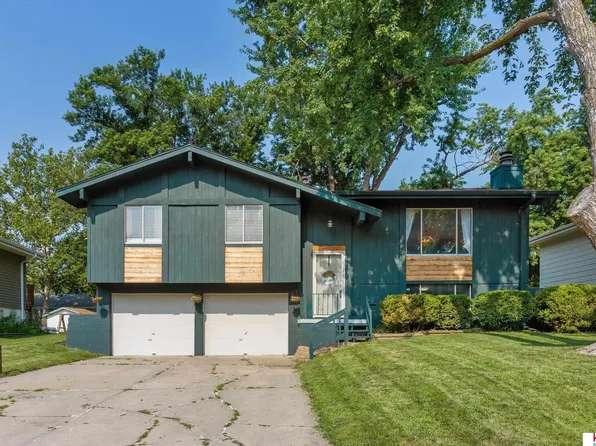 6530 S 139th Cir, Omaha, NE 68137