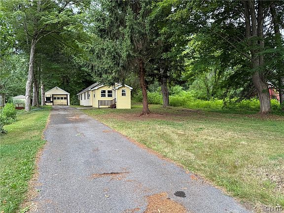 2nd image of 6892 Stanwix Ave