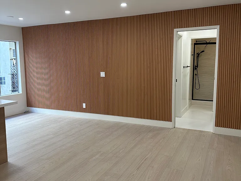 8223 Blackburn Ave. — Photo 21