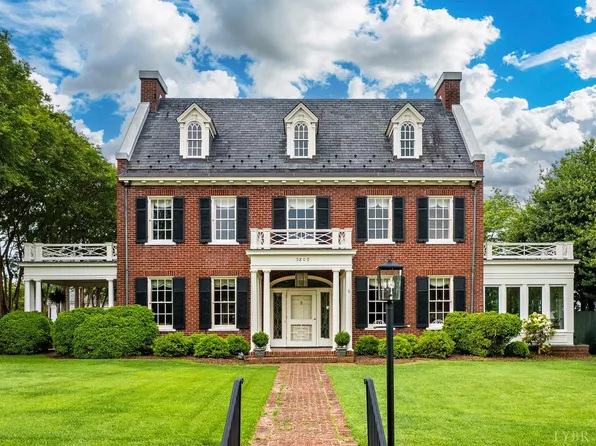 3809 Peakland Pl, Lynchburg, VA 24503