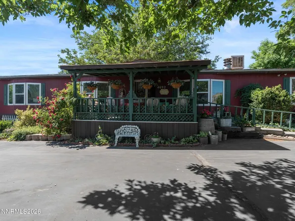 4692 W Leonesio Dr, Sun Valley, NV 89433