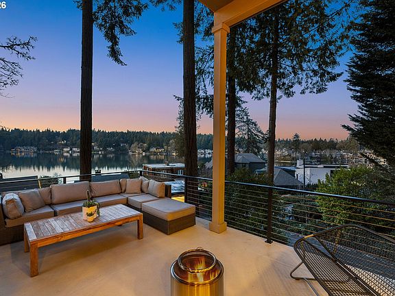 5th image of 1666 Lake Front Rd