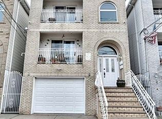 187 Chestnut St, Newark, NJ 07105