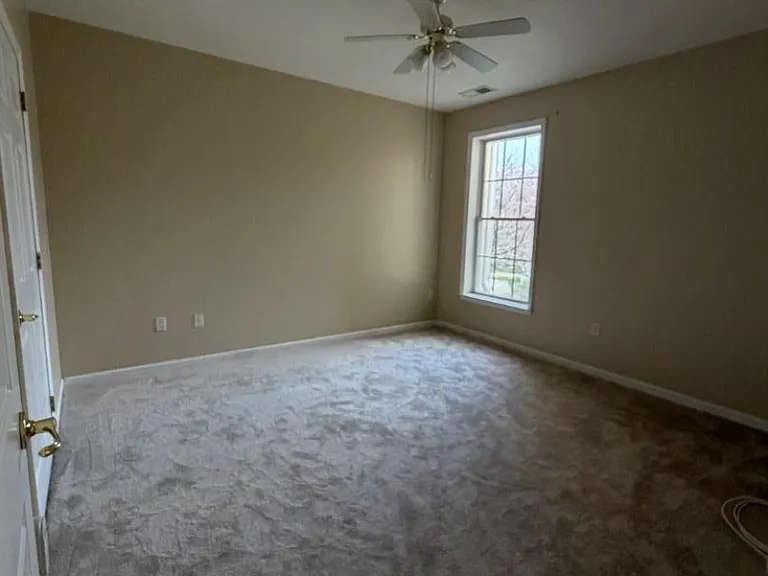 4201 Cleveland Ln — Photo 17