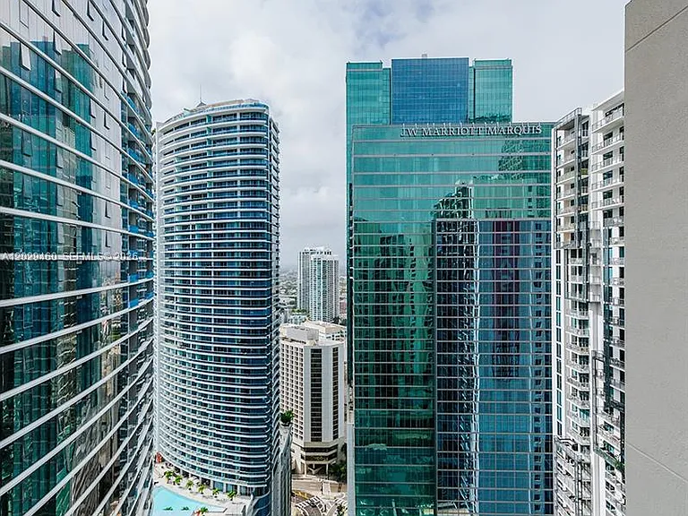 300 S Biscayne Blvd #T-3702 — Photo 19
