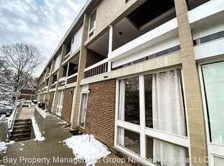 11583 Maple Ridge Rd, Reston, VA 20190