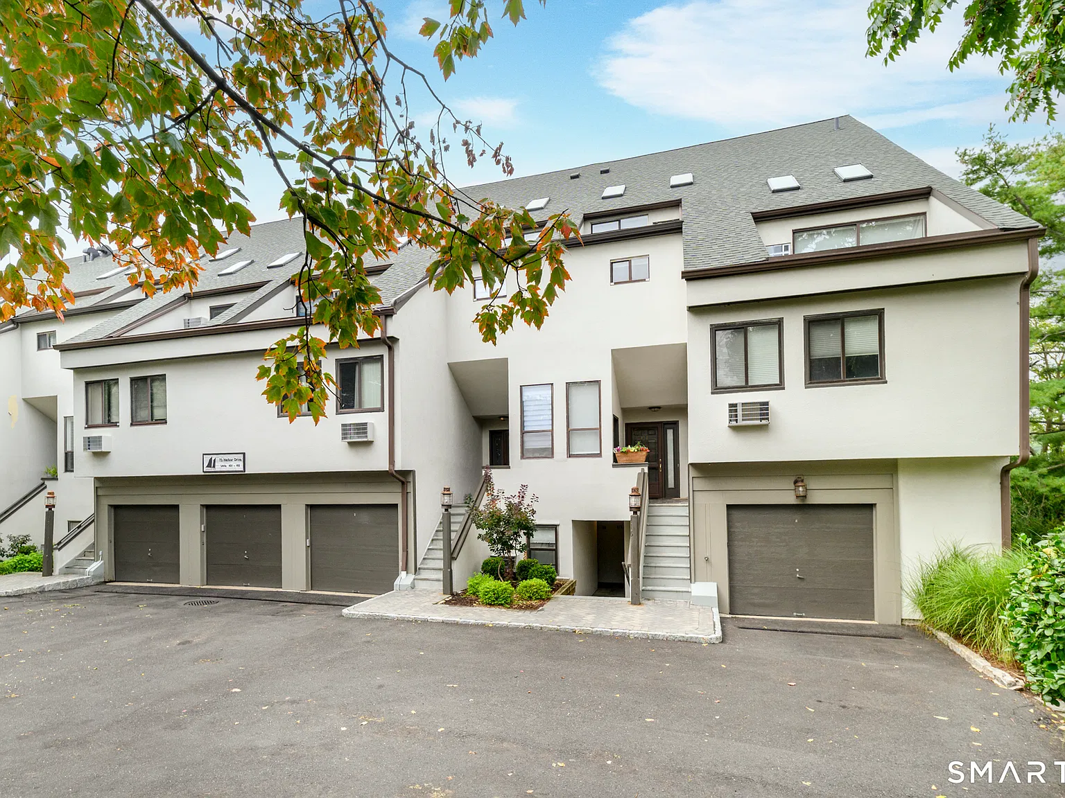 2 bed, 2.5 bath, 1430 sqft, $6,500 — Photo 4