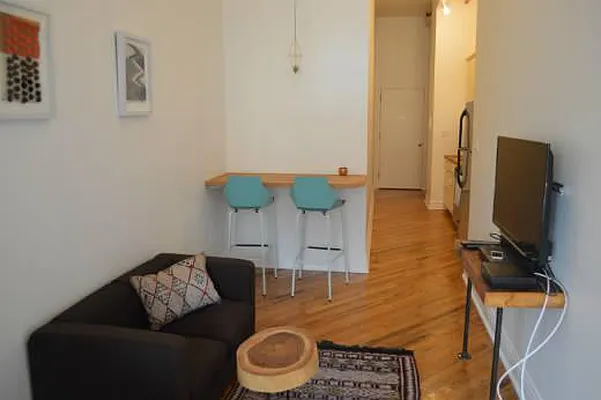 Rented by Dream Space Realty | media 10