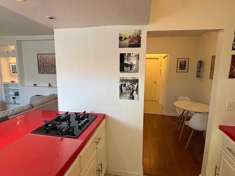 7424 Byron Ave #9B — Photo 26