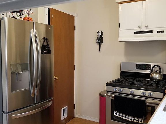 5th image of 139 Sheffield Dr