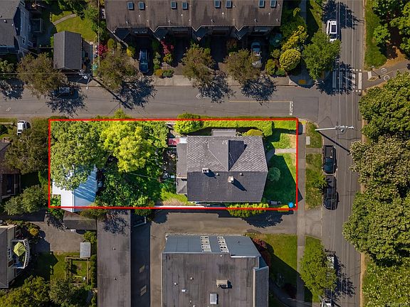 2nd image of 980 Heywood Ave