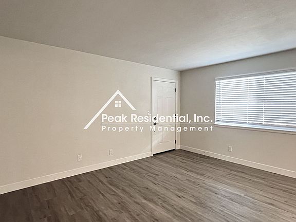 5th image of 3912 49th Ave APT 7