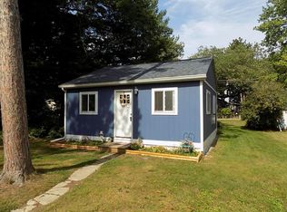 1014 Port Austin Rd, Port Austin, MI 48467