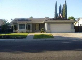 3224 Hummingbird Ln, Modesto, CA 95356