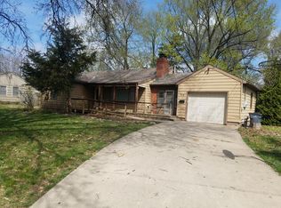 712 W Elm St, Olathe, KS 66061