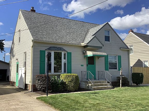 2nd image of 15871 Pike Blvd