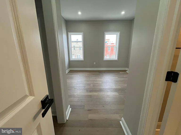 717 N Collington Ave — Photo 30