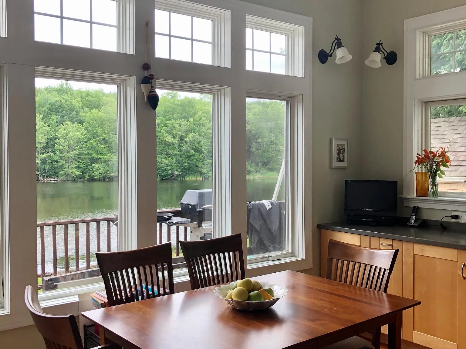 355 Ashmere Rd — Photo 4