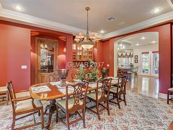 4th image of 10922 Willow Heights Dr