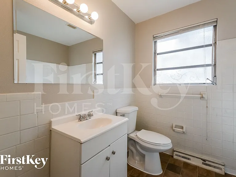 623 Holiday Ave — Photo 10