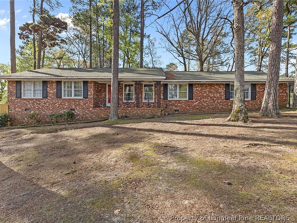 1st image of 2125 Forest Hills Dr