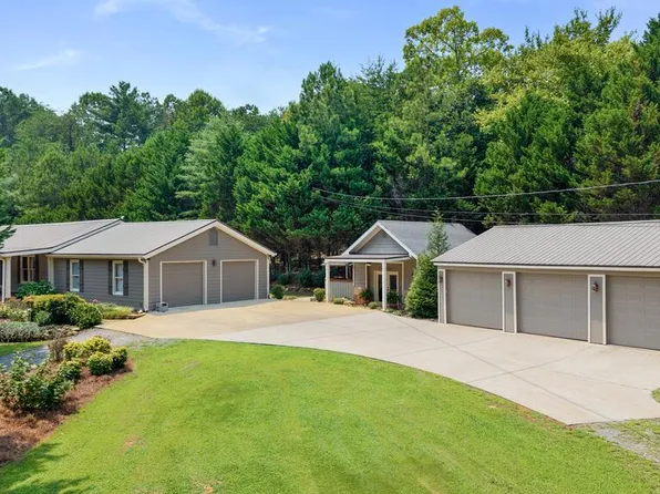 2064 Knight Rd, Ellijay, GA 30540