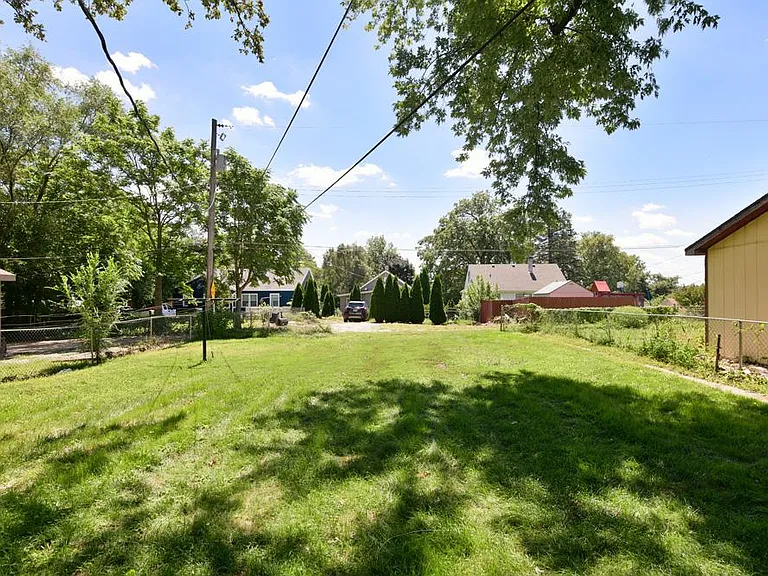 1317 Washington St — Photo 20