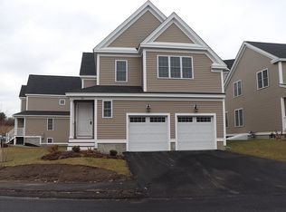 35 Longview Cir, Ayer, MA 01432