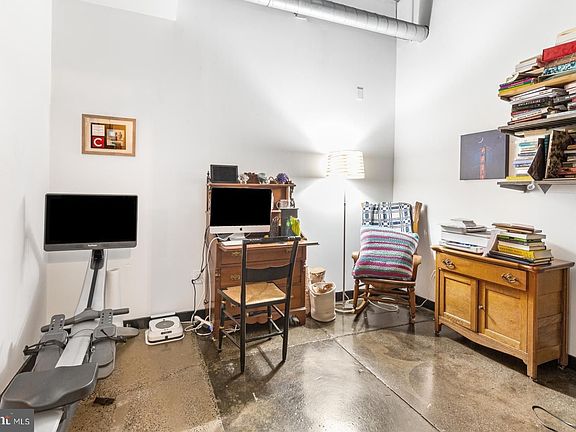4th image of 1701 Tulip St Unit Ll3