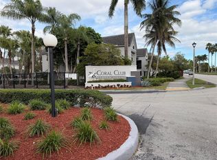 15040 SW 103rd Ln APT 3201, Miami, FL 33196