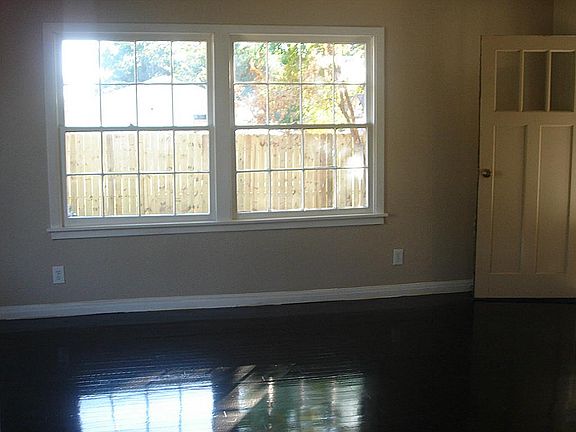 4th image of 1408 W Victorson St
