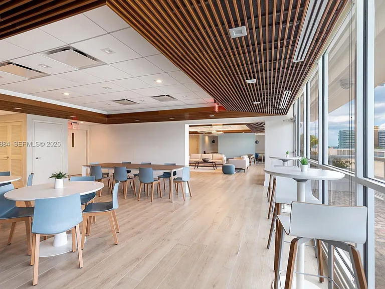1800 Sunset Harbour Dr #1102/4 — Photo 49