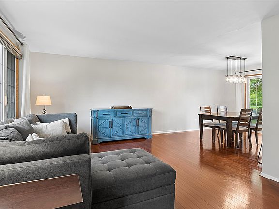 5th image of 17025 Creekside Ave