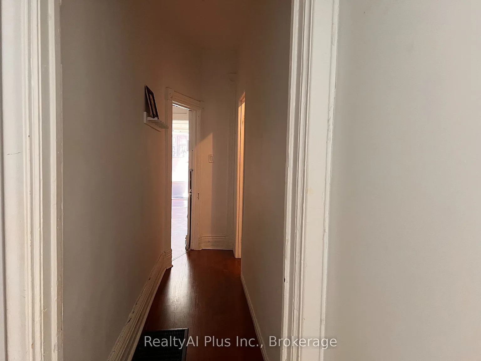5 bed, $4,950 — Photo 4