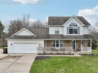 2570 Castle Rock Ct, Howell, MI 48843