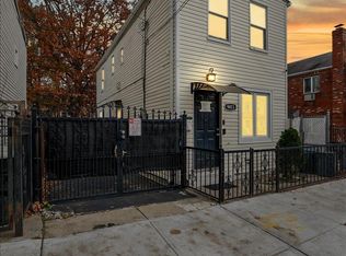 9413 87th St, Ozone Park, NY 11416