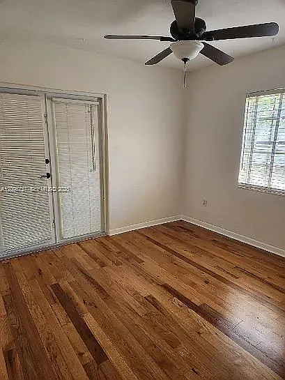 2 bed, 874 sqft, $4,200 — Photo 4
