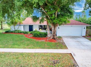 1941 Shower Tree Way, Wellington, FL 33414