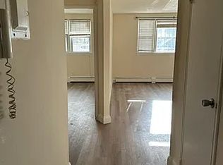 119-50 Metropolitan Ave #2A, Kew Gardens, NY 11415