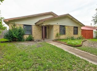 1618 Northview Cir, Garland, TX 75040