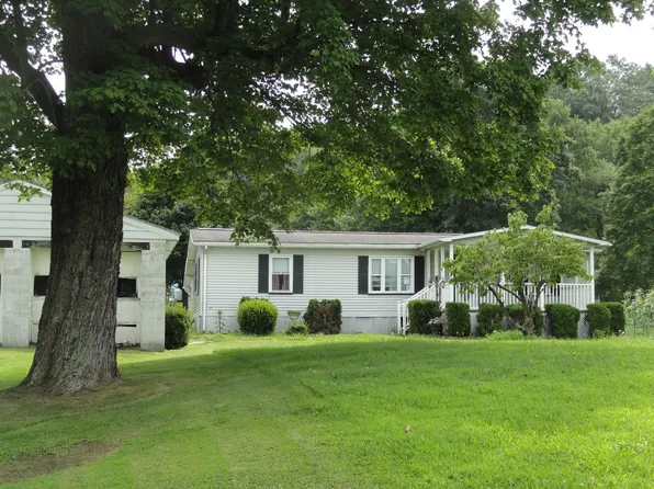 6904 Route 711 Hwy, Seward, PA 15954